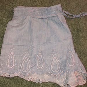 Chambray, lace trim Gap shorts